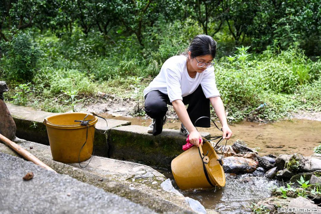 全网追的“扁担女孩”，找了一份暑假工，时薪12元 - 乌海生活资讯 - 乌海28生活网 wuhai.28life.com
